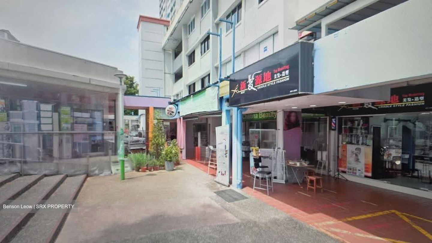 Ang Mo Kio Avenue 8 (D20), Shop House #567736301